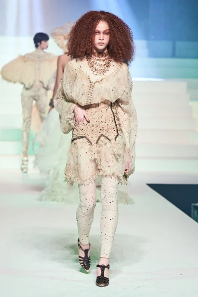 Look 136
